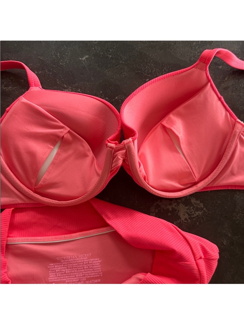 BNWOT VS PUSH-UP BIKINI - Picture 2 of 3